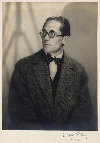 Le Corbusier: "Ha costruito a modo suo delle case in cui la gente può vivere a modo proprio"