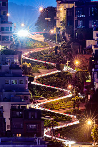 Vista notturna di Lombard Street - (c) David Yu - Flickr / Wikipedia