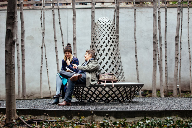 Greta Gerwig e Ethan Hawke in MAGGIE'S PLAN di Rebecca Miller - Photo: Jon Pack © Hall Monitor, Inc.