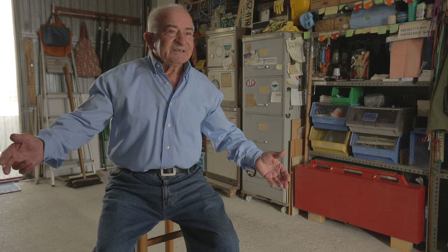 Emilio D'Alessandro nel suo garage - Foto: ufficio stampa