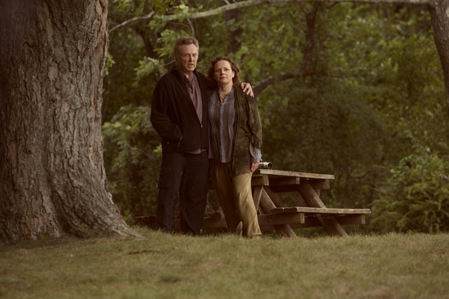 Caleb (Christopher Walken) e Camille (Maryann Plunket) nel film La famiglia Fang - Photo: courtesy of Adler Entertainment Caleb (Christopher Walken) e Camille (Maryann Plunket) nel film La famiglia Fang - Photo: courtesy of Adler Entertainment