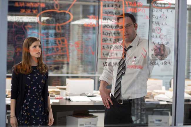 Anna Kendrick e Ben Affleck in The Accountant - Photo: courtesy of Warner Bros. Pictures Italia