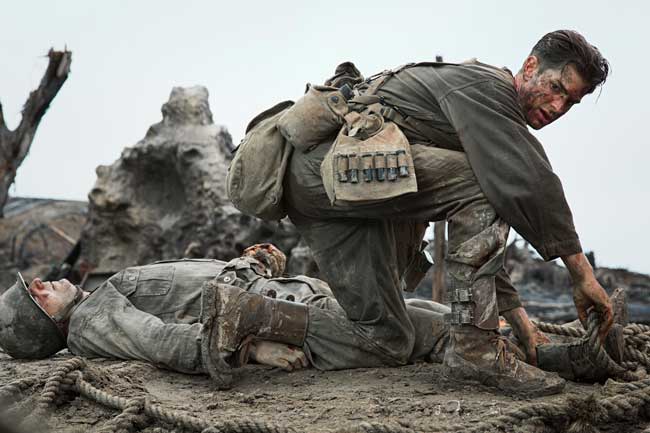 Andrew Garfiled in una scena del film La Battaglia di Hacksaw Ridge - Photo: courtesy of Eagle Pictures