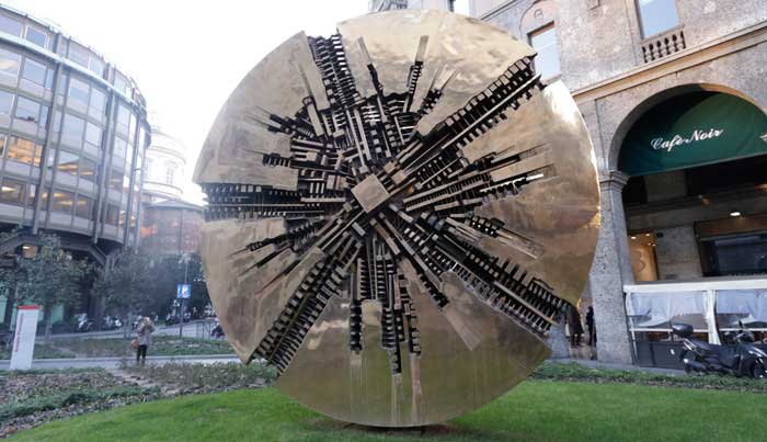 Pomodoro a Milano_piazza Meda_Foto Giorgia Meroni