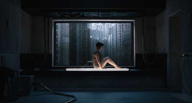 Scarlett Johansson nel film Ghost in the Shell © 2016 Paramount Pictures. All Rights Reserved. Scarlett Johansson nel film Ghost in the Shell - Copyright 2016 Paramount Pictures. All Rights Reserved.
