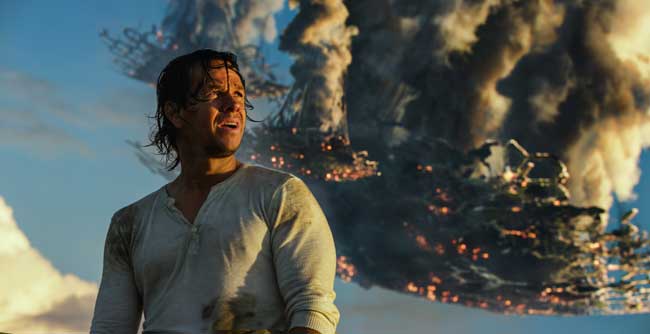 Mark Wahlberg è Cade Yeager in Transformers 5 © 2017 Paramount Pictures. All Rights Reserved. HASBRO, TRANSFORMERS, and all related characters are trademarks of Hasbro. © 2