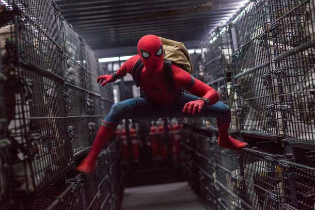 Una scena di Spider-Man: Homecoming - Photo: courtesy of Warner Bros. Entertainment Italia Una scena di Spider-Man: Homecoming - Photo: courtesy of Warner Bros. Entertainment Italia