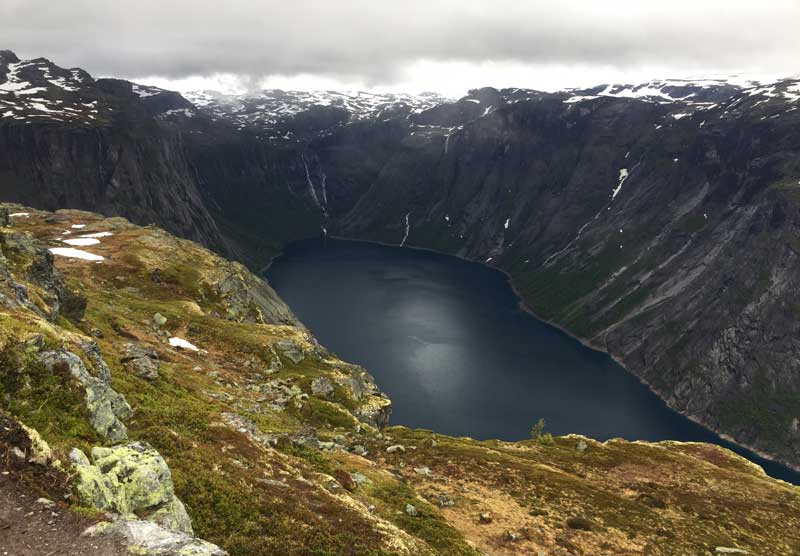 Scorci mozzafiato a Trolltunga @ Matteo Pozzi