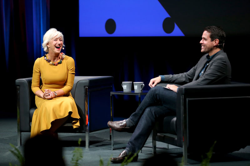Helen Mirren durante la Conversation - Photo by Phillip Faraone:Getty Images for TIFF In Conversation With...Helen Mirren ICW Photo by Phillip Faraone:Getty Images TIFF 03