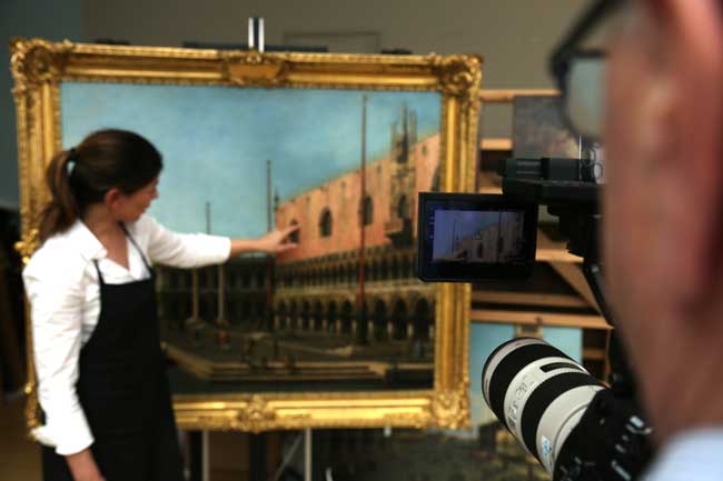 Canaletto a Venezia - filming in the conservation room at Windsor Castle - Æ EXHIBITION ON SCREEN Canaletto a Venezia - filming in the conservation room at Windsor Castle - Æ EXHIBITION ON SCREEN