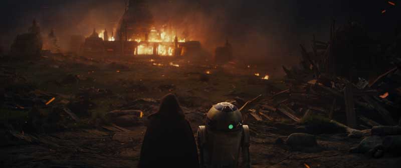 una scena del film Star Wars: Gli Ultimi Jedi - Photo: courtesy of The Walt Disney Company Italia una scena del film Star Wars: Gli Ultimi Jedi - Photo: courtesy of The Walt Disney Company Italia