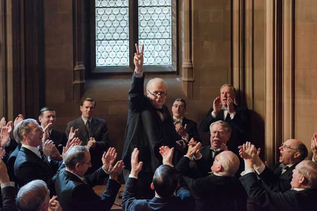 Gary Oldman è Winston Churchill nel film L’ora più buia © 2017 FOCUS FEATURES LLC. ALL RIGHTS RESERVED. Gary Oldman è Winston Churchill nel film L’ora più buia
