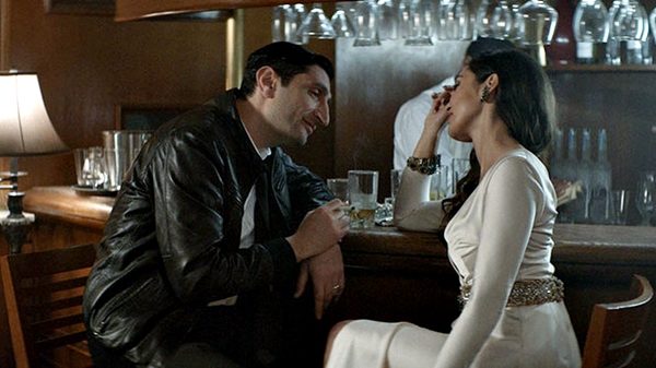 Fares Fares/Noredin e Hania Amar/Gina in Omicidio al Cairo - Foto: courtesy of Movies Inspired Fares Fares/Noredin e Hania Amar/Gina in Omicidio al Cairo