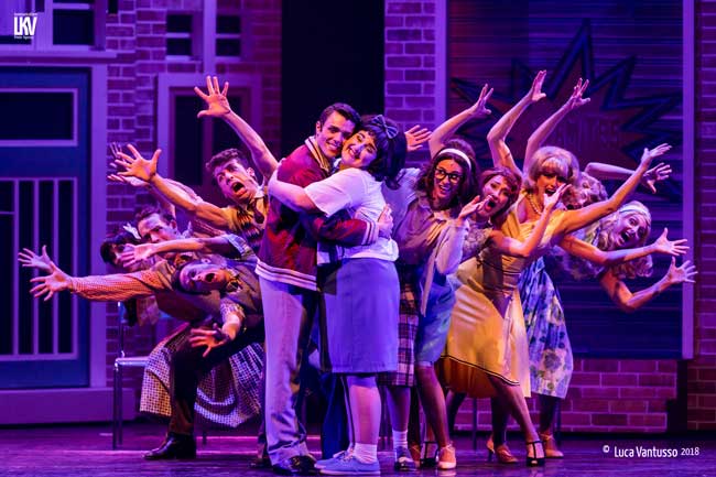 il cast del musical Hairspray © Luca Vantusso il cast del musical Hairspray © Luca Vantusso