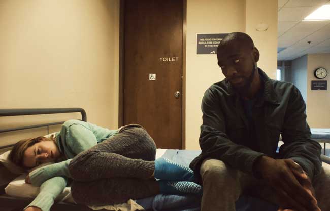 Claire Foy e Jay Pharoah in UNSANE © Fingerprint Releasing / Bleecker Street Claire Foy e Jay Pharoah in UNSANE © Fingerprint Releasing / Bleecker Street