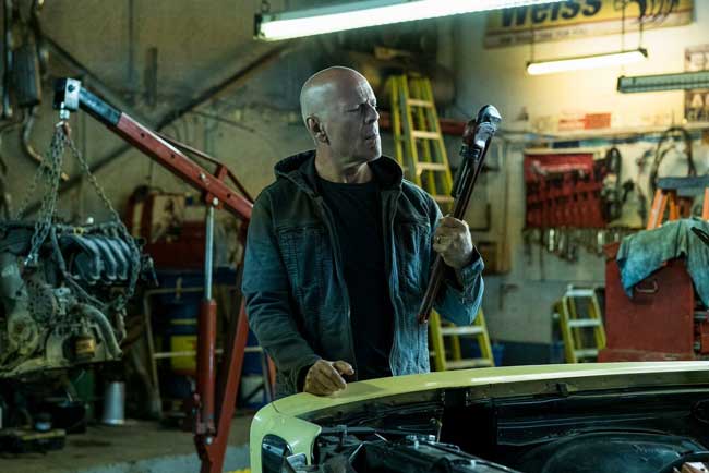 Bruce Willis in una scena del film Il Giustiziere Della Notte - Photo: courtesy of Eagle Pictures Bruce Willis in una scena del film Il Giustiziere Della Notte - Photo: courtesy of Eagle Pictures