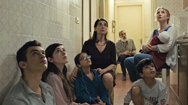 una scena del film Insyriated - Photo: courtesy of Movies inspired una scena del film Insyriated - Photo: courtesy of Movies inspired