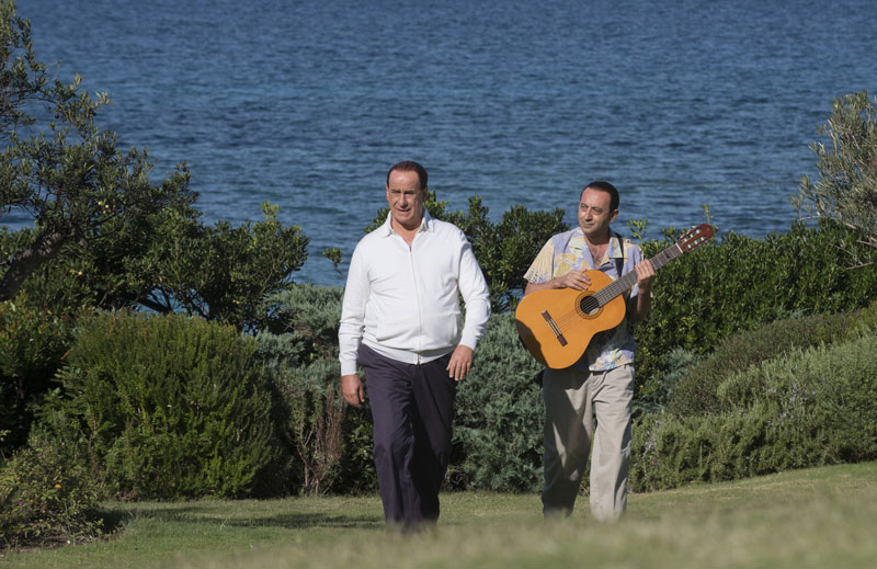 Toni Servillo e Giovanni Esposito in LORO 1 - Photo by Gianni Fiorito Toni Servillo e Giovanni Esposito in LORO 1 - Photo by Gianni Fiorito