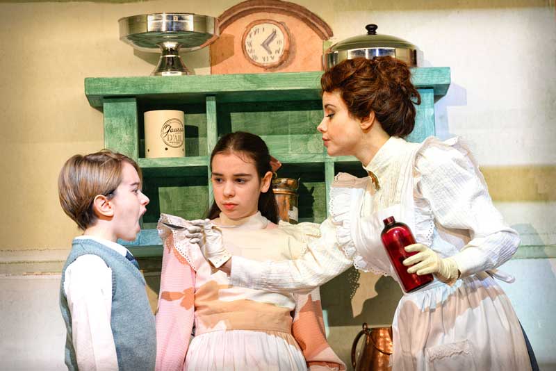 Giulia Fabbri nel musical Mary Poppins - Foto di Alessandro Pinna Mary Poppins il musical - foto di Alessandro Pinna