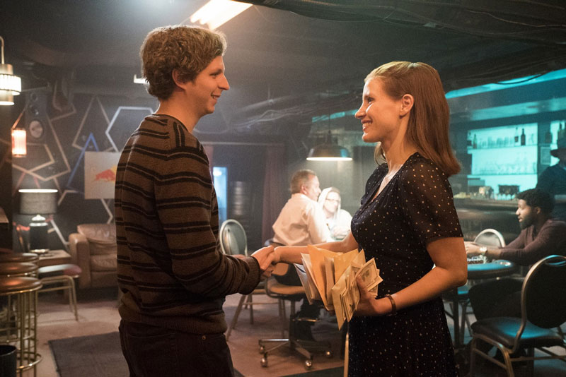 Michael Cera e Jessica Chastain in una scena del film Molly’s Game - Photo: courtesy of 01 Distribution Michael Cera e Jessica Chastain in una scena del film Molly’s Game - Photo: courtesy of 01 Distribution