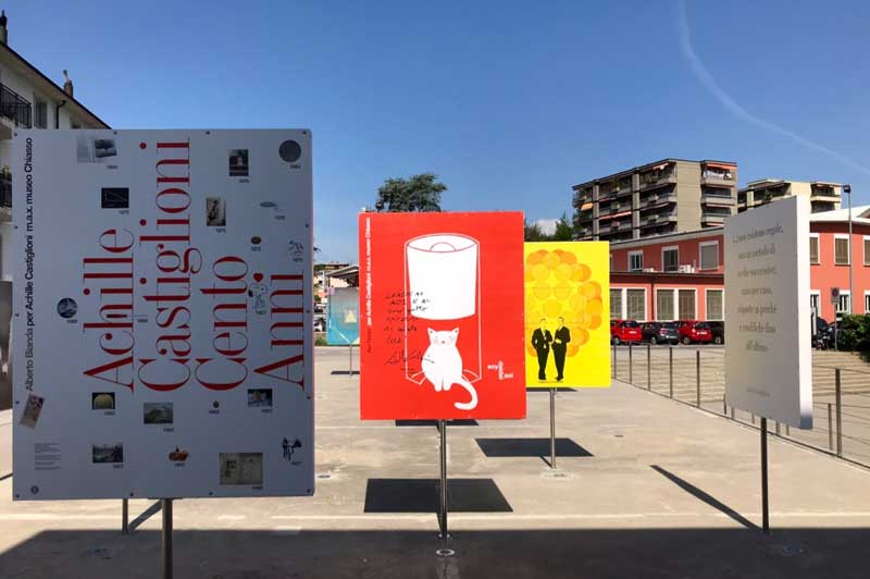 uno scorcio del "bosco di manifesti" all’esterno del m.a.x. museo - Photo © MaSeDomani uno scorcio del bosco di manifesti all’esterno del m.a.x. museo - Photo by MaSeDomani