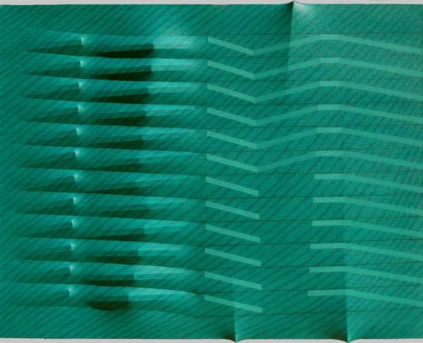 Agostino Bonalumi, Verde, 1988, Tela estroflessa, inchiostri e vinavil colorato, 114x146 cm Agostino Bonalumi, Verde, 1988, Tela estroflessa, inchiostri e vinavil colorato, 114x146 cm