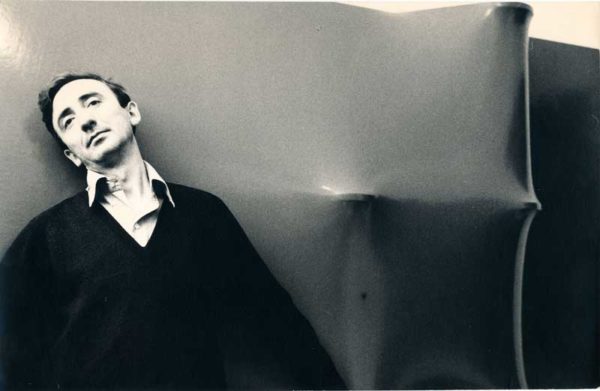 Agostino Bonalumi, 1968 - Foto Gottfried Junker Agostino Bonalumi, 1968 Foto Gottfried Junker