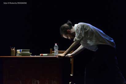 Andrea Robbiano in una scena di Fuori Misura © Roberto Rognoni