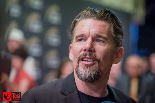 Ethan Hawke in Piazza Grande a Locarno - Tosi Photography