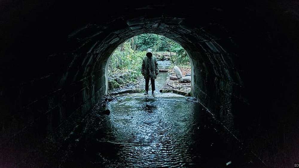 una scena del film Ghost Stories - Photo: courtesy of Midnight Factory una scena del film Ghost Stories - Photo: courtesy of Midnight Factory
