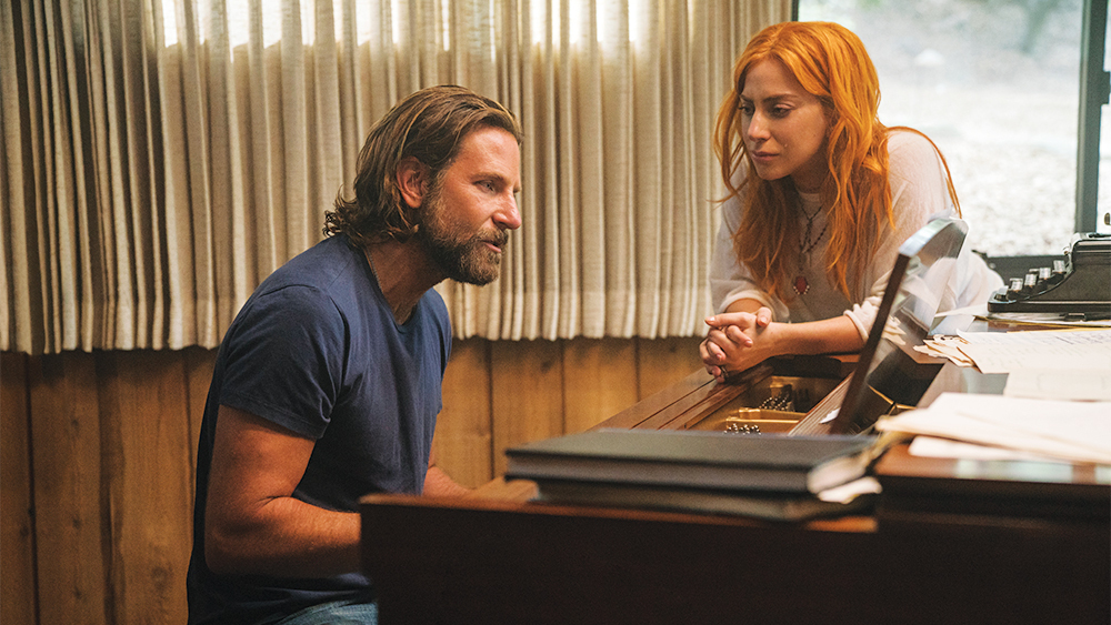 Lady Gaga e Bradley Cooper in una scena del film - Photo credit: Clay Enos © 2018 WARNER BROS. ENTERTIANMENT INC. AND METRO-GOLDWYN-MAYER PICTURES INC. ALL RIGHTS RESERVED A star is born - film still - Photo credit: Clay Enos