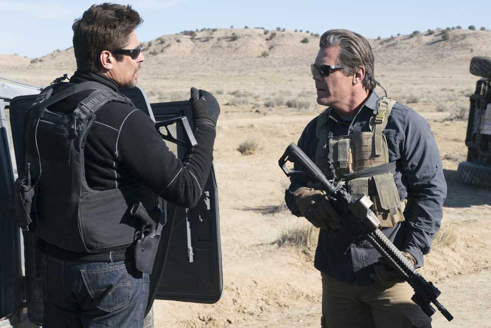 Benicio del Toro e Josh Brolin in Soldado - Photo: courtesy of 01 Distribution Benicio del Toro e Josh Brolin in Soldado - Photo: courtesy of 01 Distribution