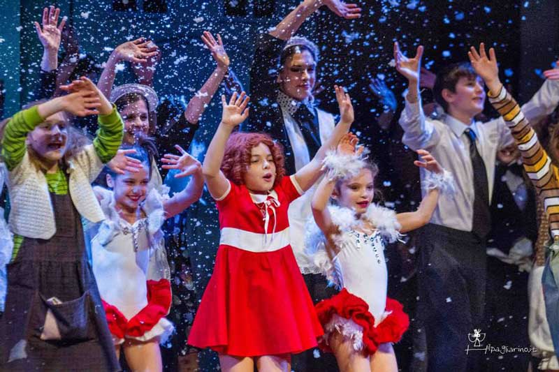 Annie il musical al Teatro Nuovo il 7 e 8 dicembre 2018 Annie il musical al Teatro Nuovo il 7 e 8 dicembre 2018