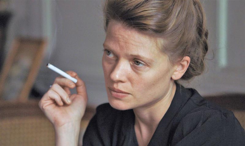 Mélanie Thierry in una scena del film La douleur - Photo: courtesy of Wanted Cinema Mélanie Thierry in una scena del film La douleur - Photo: courtesy of Wanted Cinema