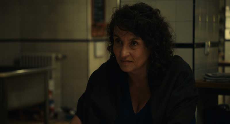 Noémie Lvovsky in una scena del film I Villeggianti - Foto: Lucky Red Noémie Lvovsky in una scena del film I Villeggianti - Foto: Lucky Red
