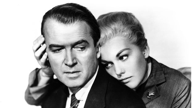 Kim Novak e James Stewart nella Donna che visse due volte (1958) La donna che visse due volte, 1958 © Universal Pictures