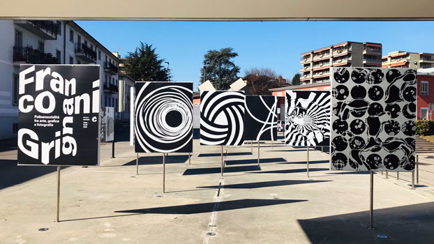L’ingresso del museo con i pannelli dedicati a Franco Grignani - Photo by MaSeDomani