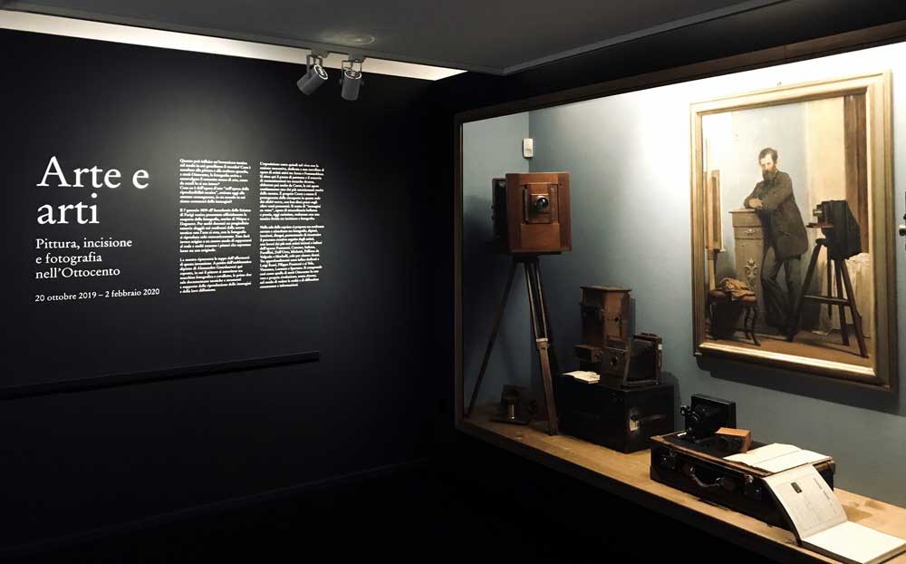 L’ingresso della mostra Arte e arti – Photo: MaSeDomani L’ingresso della mostra Arte e arti – Photo: MaSeDomani